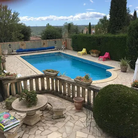 Comfortable With Pool *